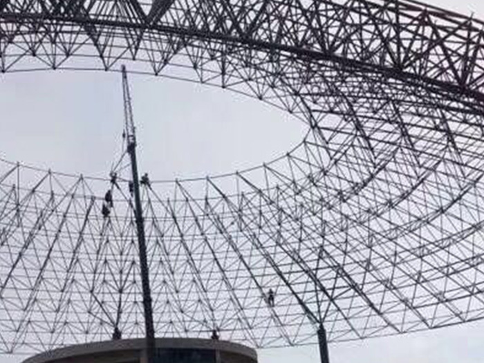 沛縣籃球館球形網架廠家價格