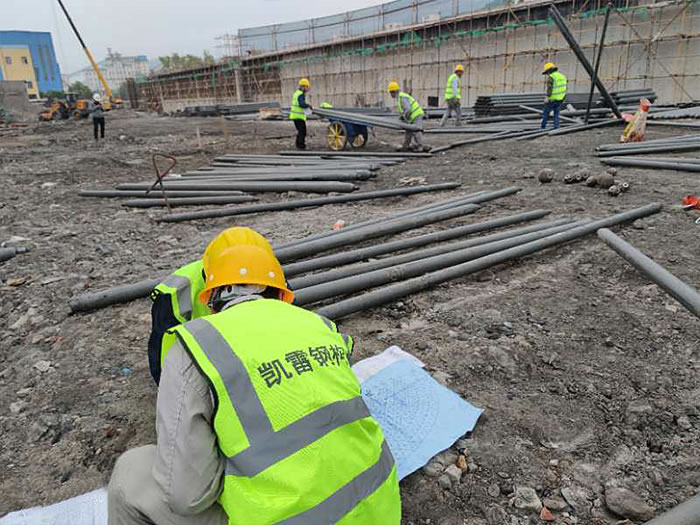 連云港螺栓球網(wǎng)架結構